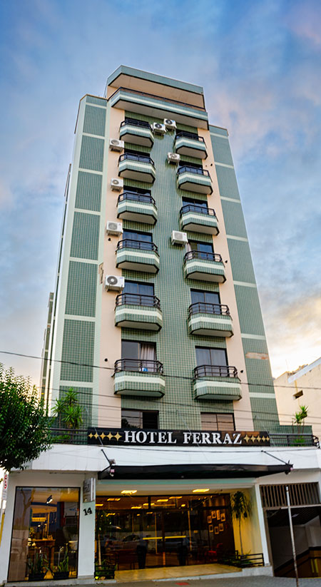 hotel-ferraz-fachada-home